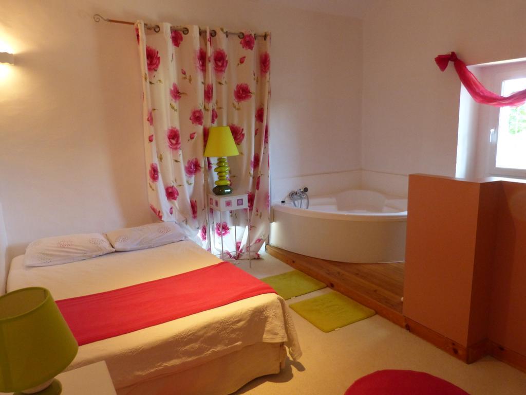 Mas Moise Bed and Breakfast Sauve Exteriör bild